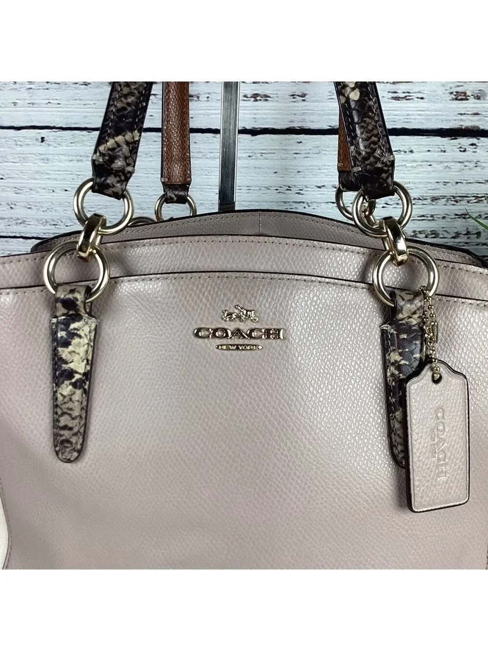 Coach Minetta‎ toupe bag White exotic leather hand shoulder purse